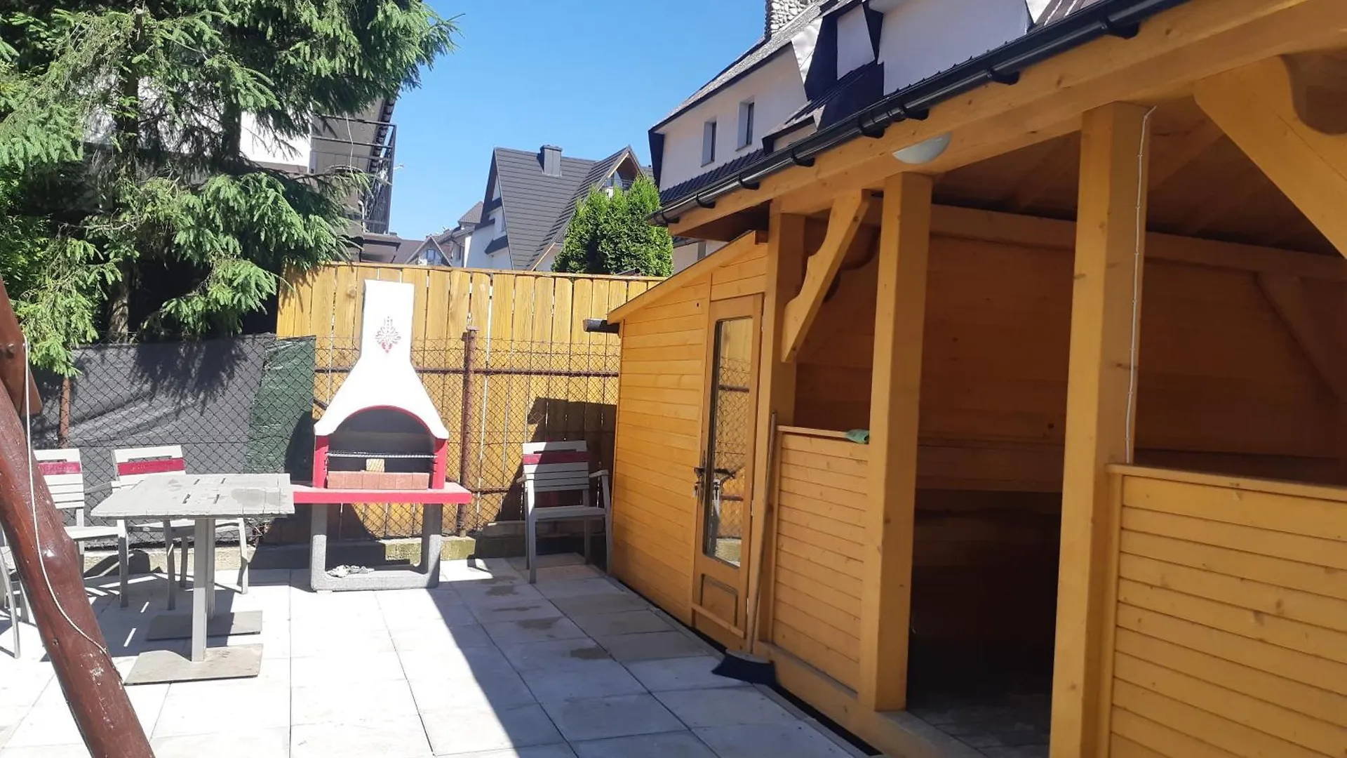 Apartamenty I Pokoje Goscinne Nowita Zakopane