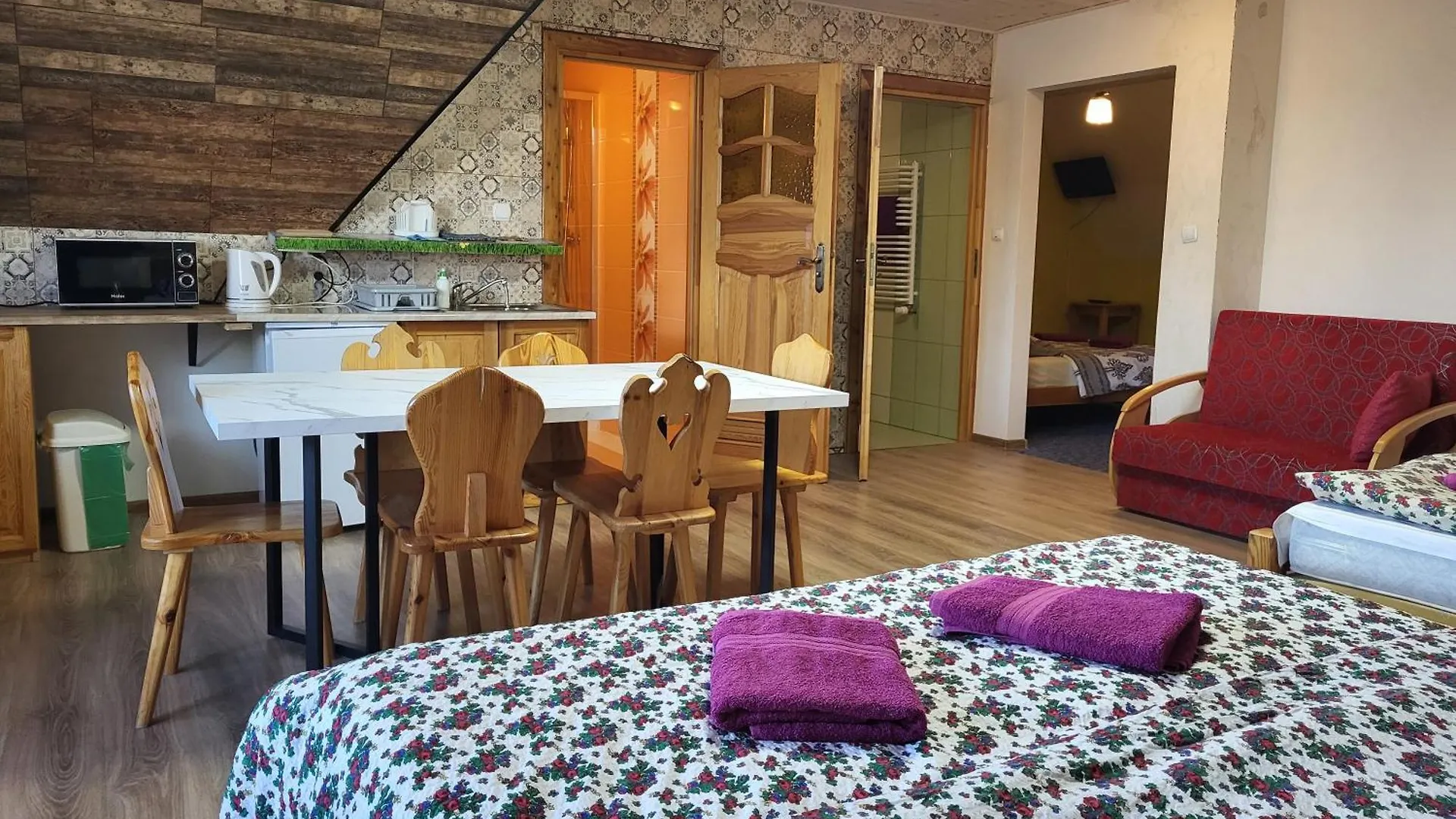 Apartamenty I Pokoje Goscinne Nowita Zakopane Polsko