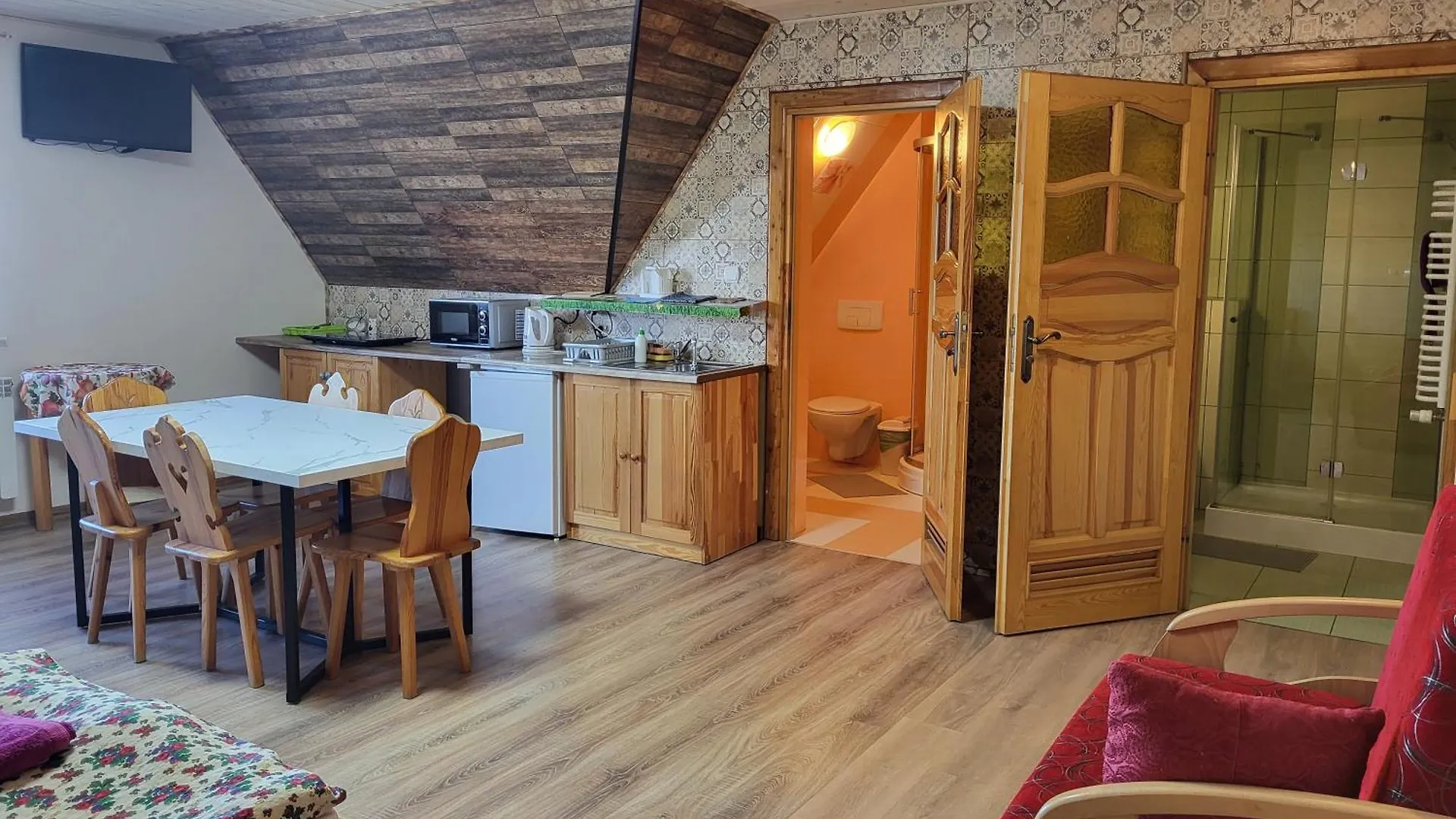 Apartamenty I Pokoje Goscinne Nowita Zakopane Bed & Breakfast