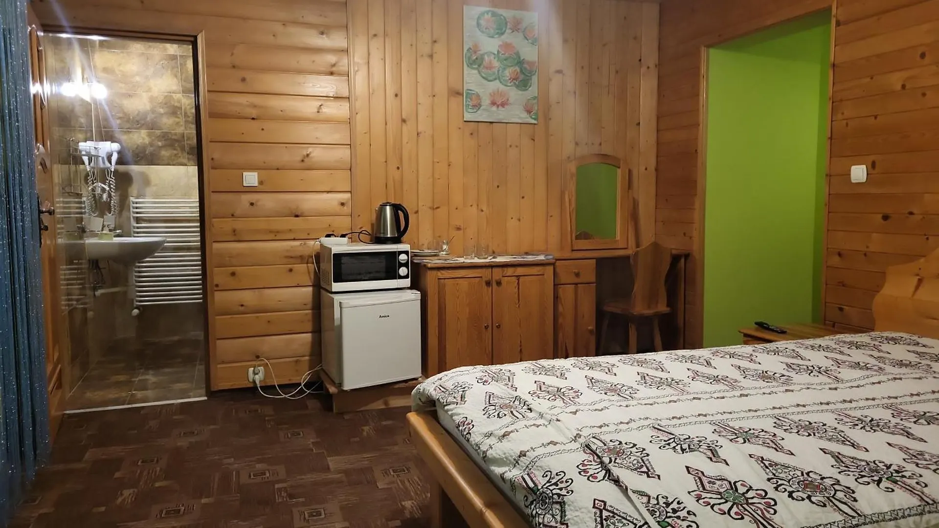 Apartamenty I Pokoje Goscinne Nowita Zakopane 3*,  Poland
